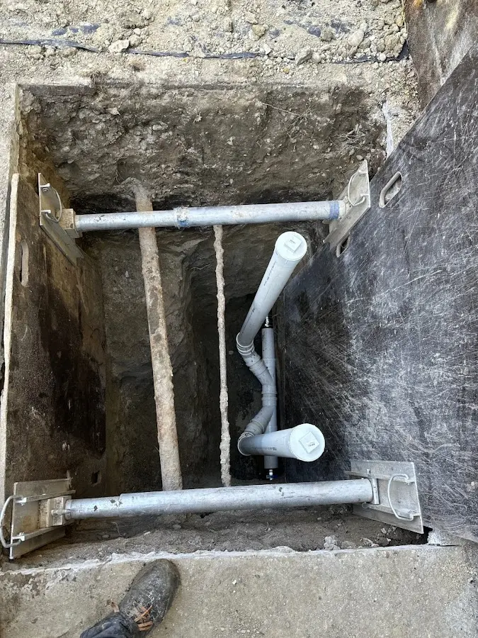 Experienced plumber completing Gas Line Repair work in Webster
